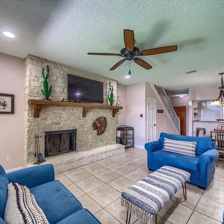 The Iron Cactus Condo On The Comal Cw C102 New Braunfels Esterno foto